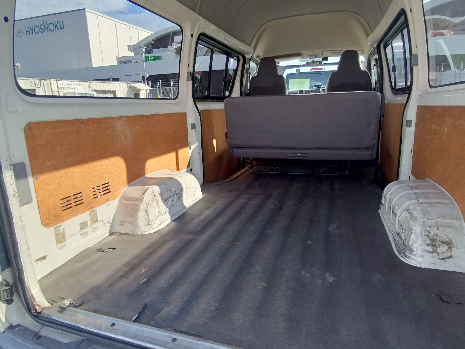 TRH200-0068149_20251118141109