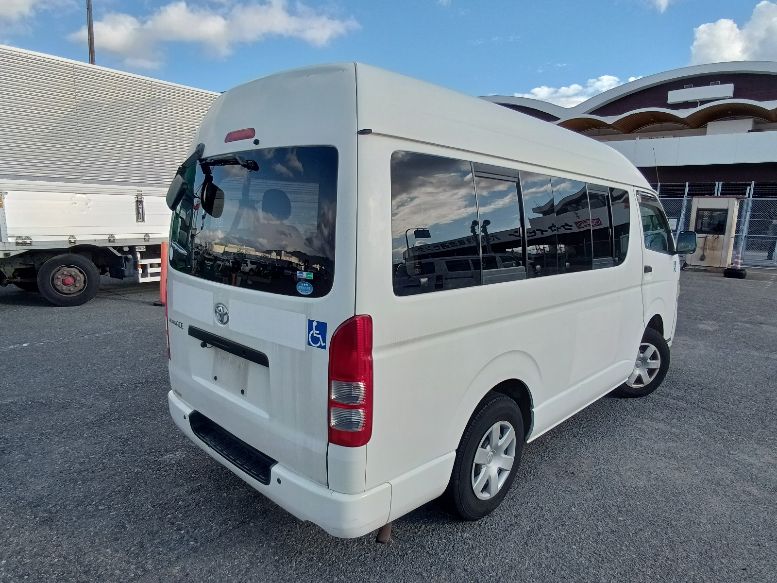 TRH200-0158288_20251118143200