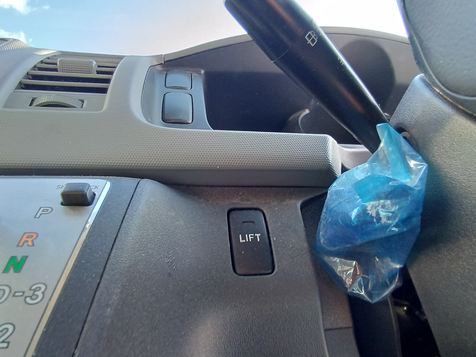 TRH200-0158288_20251118143457