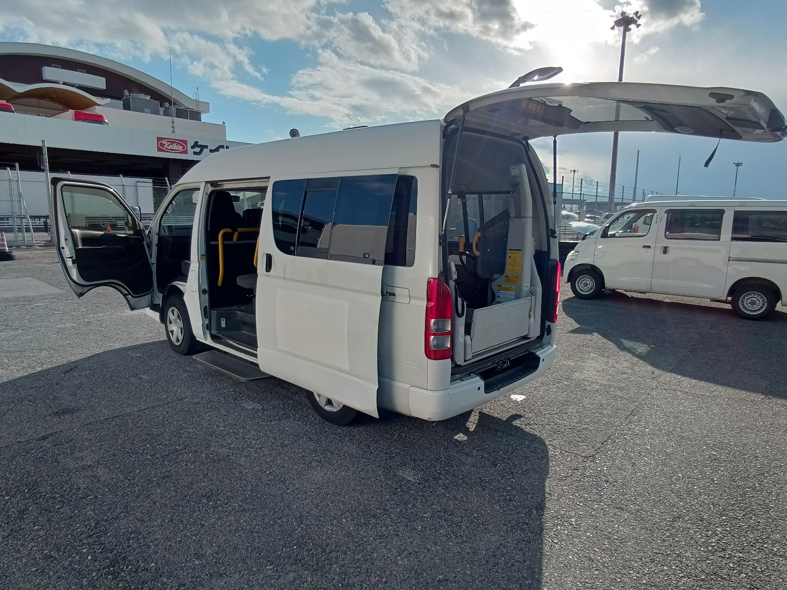 TRH200-0158288_20251118143517