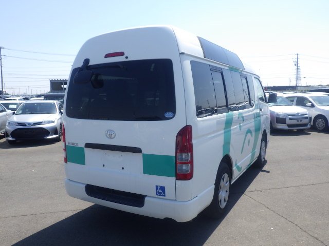 1745658021_C6Blb